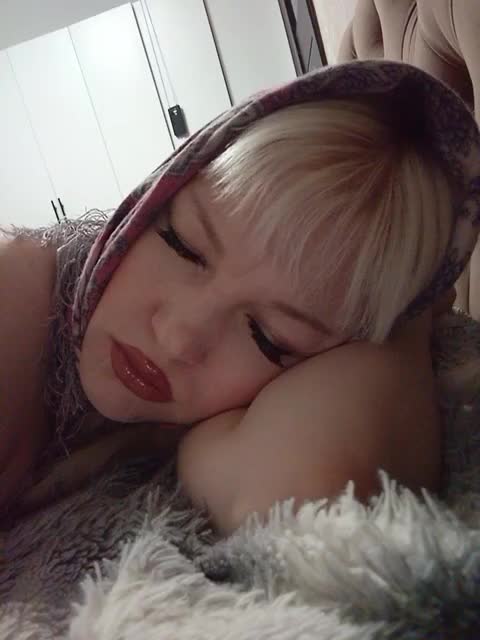 AlenkiyCvetochek Live Sex February 17, 2026