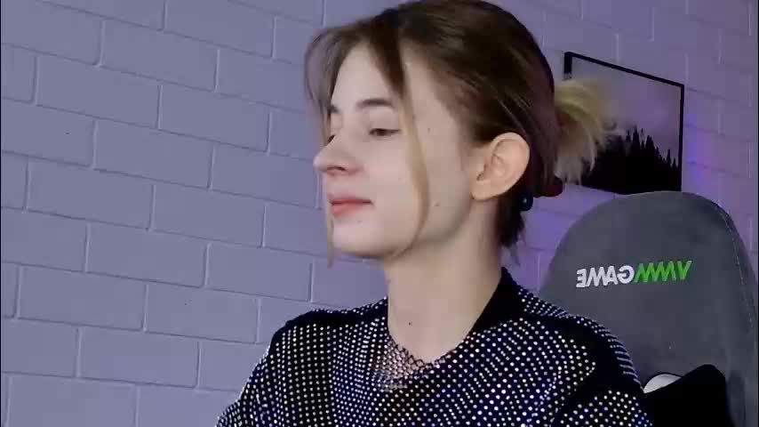 tinadavil Live Sex February 17, 2026