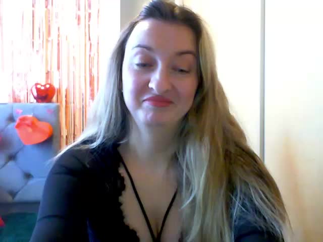 RuslanaFlower Live Sex February 18, 2026