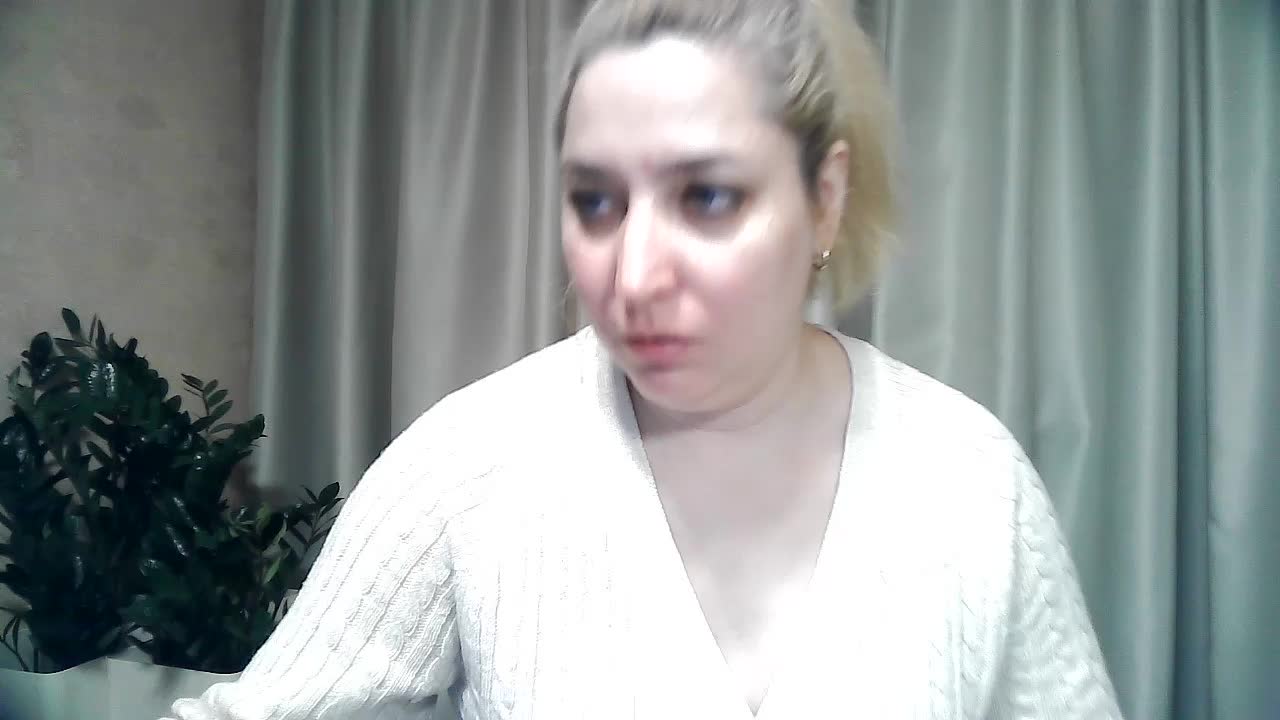 KickaIricka Live Sex February 18, 2026