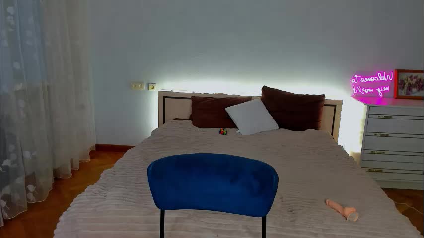 lucia_lucky Live Sex February 18, 2026