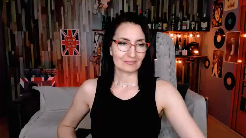 unatera Live Sex February 18, 2026