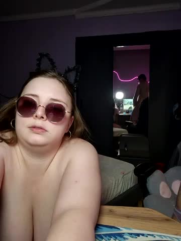 Caramel_pussy Live Sex February 18, 2026