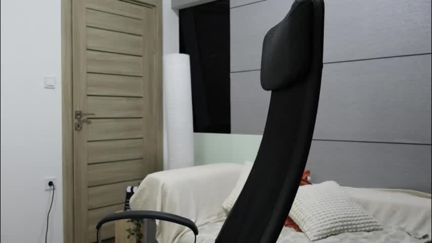 littlestellaspark Live Sex February 18, 2026