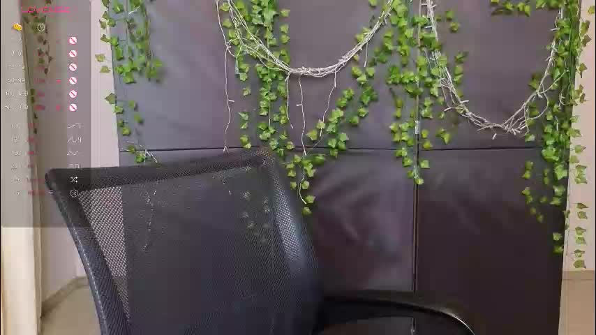 christy_memeow Live Sex February 18, 2026