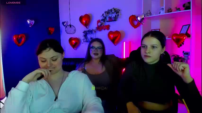 mona_cloud Live Sex February 18, 2026