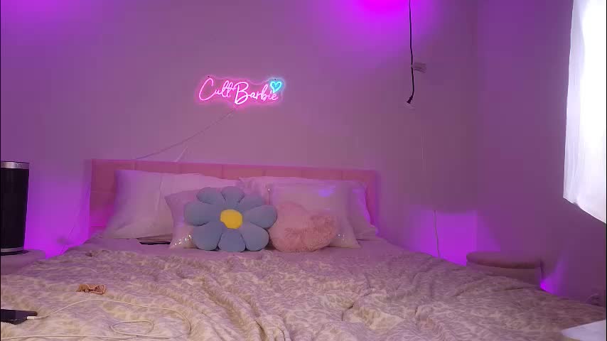 cult_barbie93 Live Sex February 18, 2026