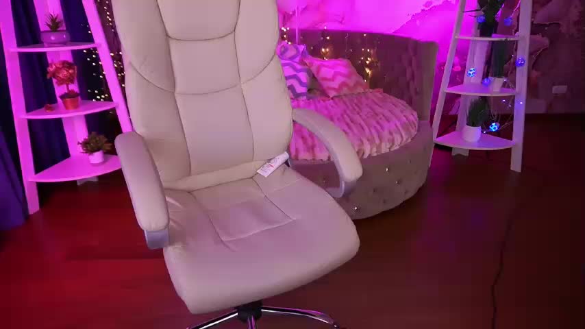 AmellyWhite Live Sex February 18, 2026