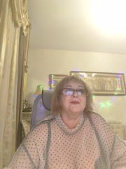 KarinkaSweet Live Sex February 18, 2026