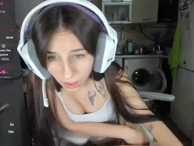 KikNika Live Sex February 18, 2026