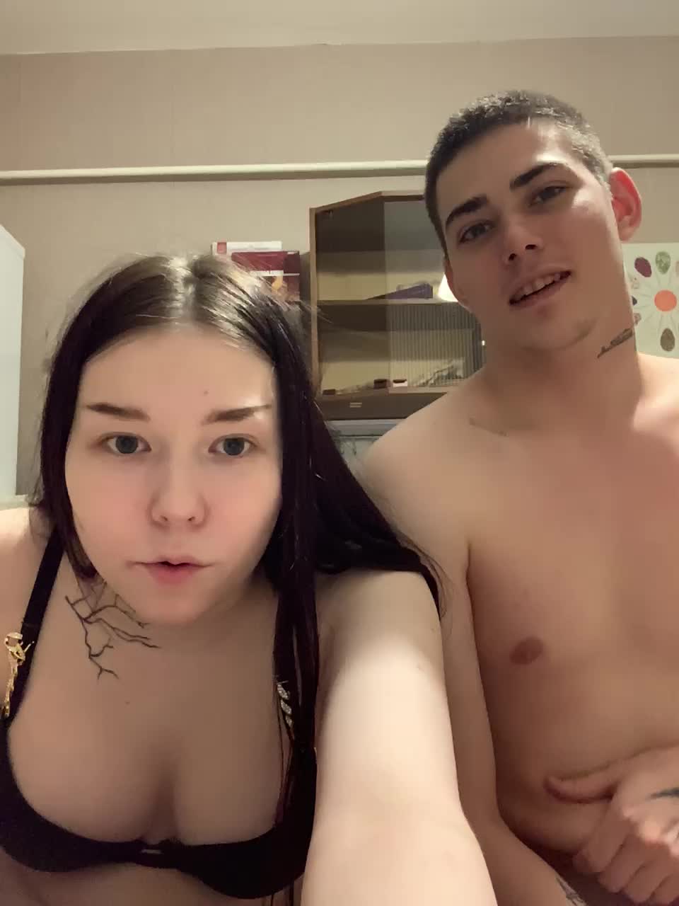 TUYA2 Live Sex February 19, 2026