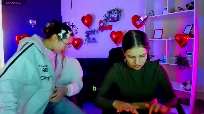 mona_cloud Live Sex February 19, 2026