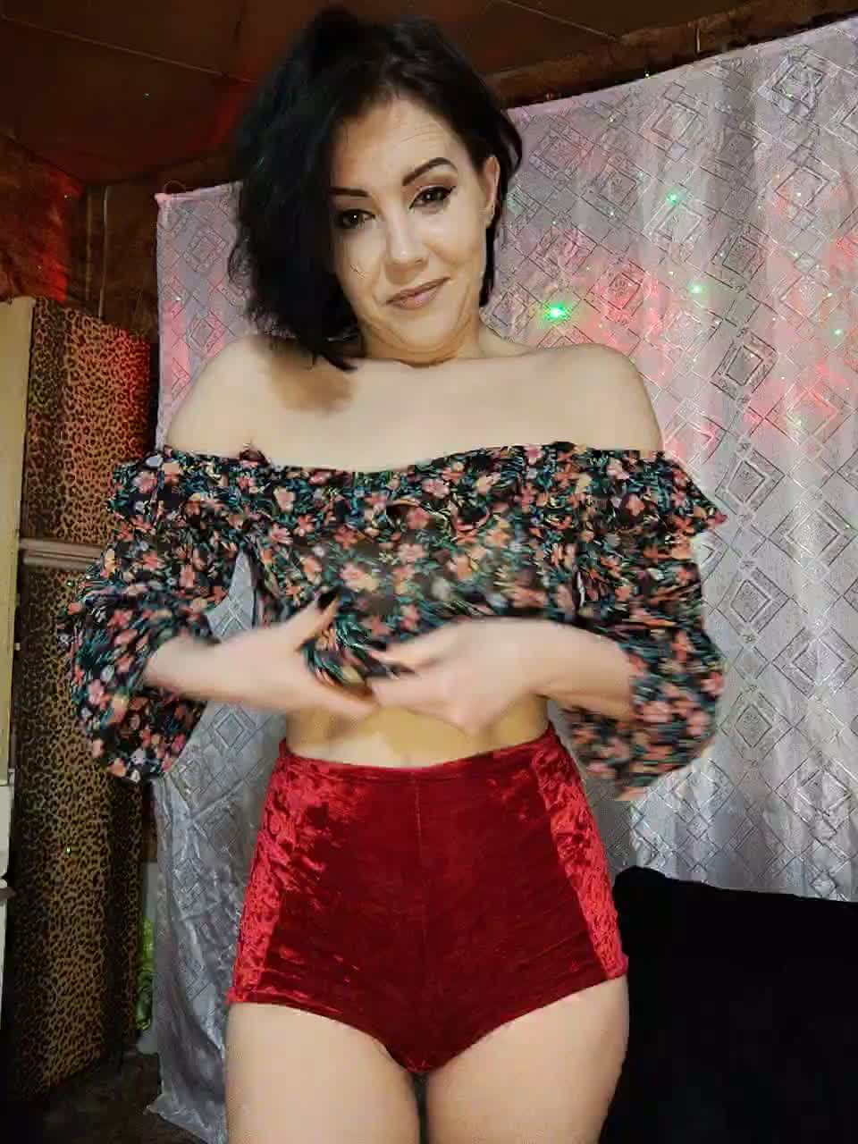 _Dia-Vik_ Live Sex February 19, 2026