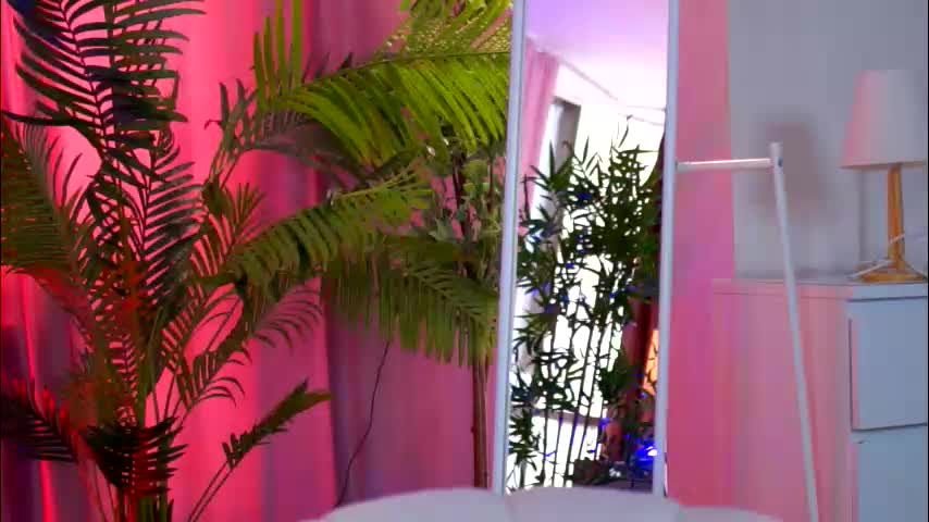 _arielle Live Sex February 19, 2026