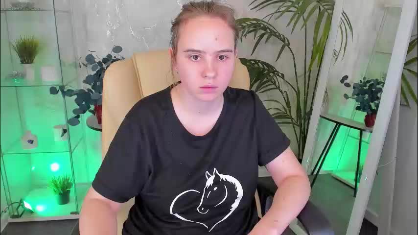 l1ka_one Live Sex February 19, 2026