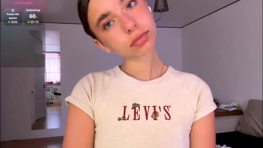 viviennebreihan Live Sex February 19, 2026