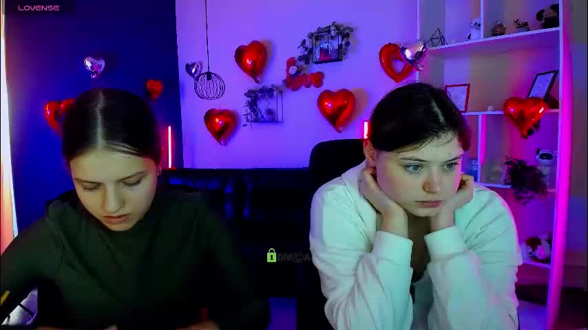 mona_cloud Live Sex February 19, 2026