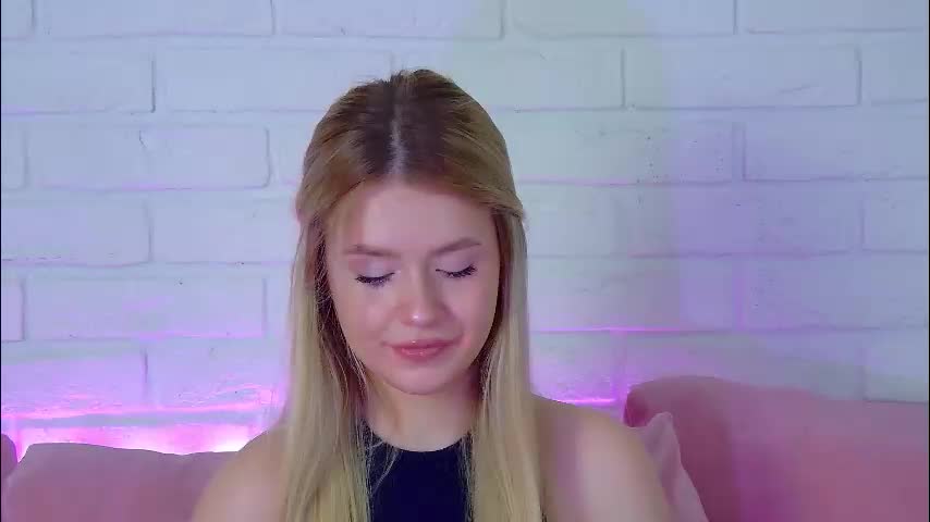 milanabalmain Live Sex February 19, 2026