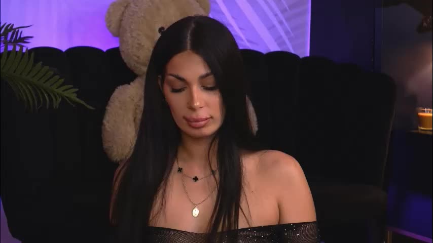 evarhea Live Sex February 19, 2026