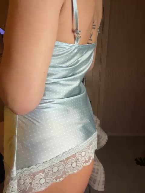 Karolina_Milf Live Sex February 19, 2026