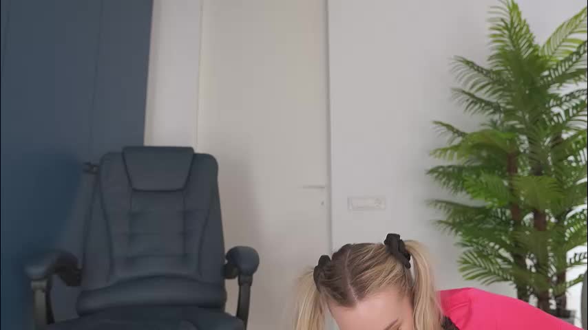 yvonna_ Live Sex February 20, 2026