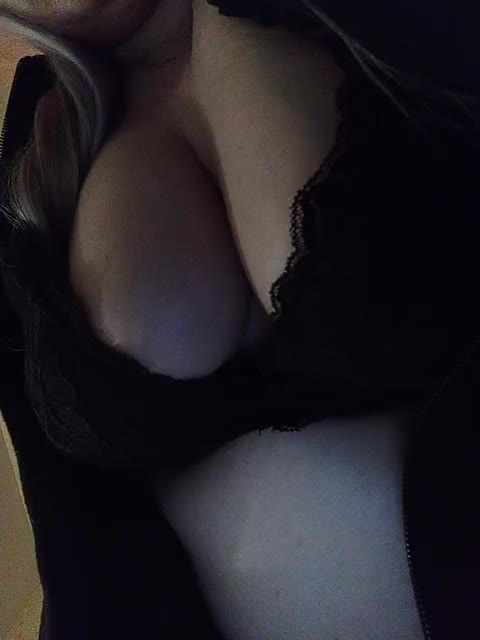 EveHugs Live Sex February 20, 2026