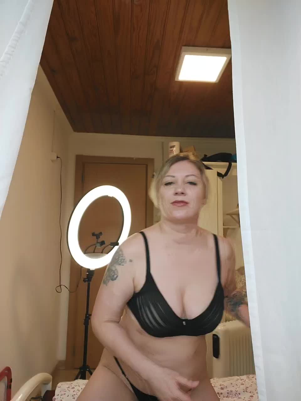 yuliia_3003 Live Sex February 20, 2026