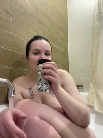 Lizzi-Peach Live Sex February 20, 2026