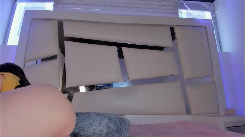 chrystal_jade Live Sex February 20, 2026