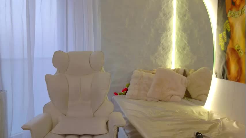 monique_a Live Sex February 21, 2026