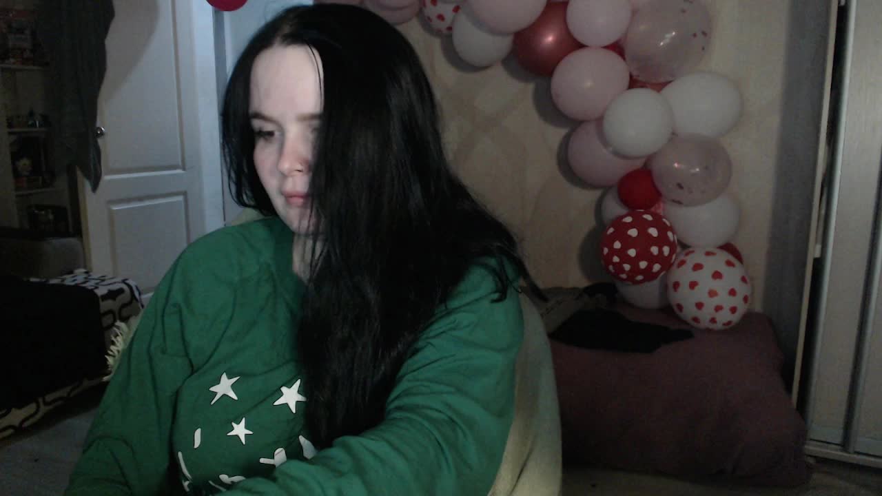 Lizzi-Peach Live Sex February 21, 2026