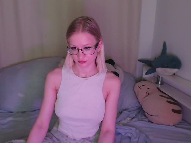 ChloeElegia Live Sex February 21, 2026