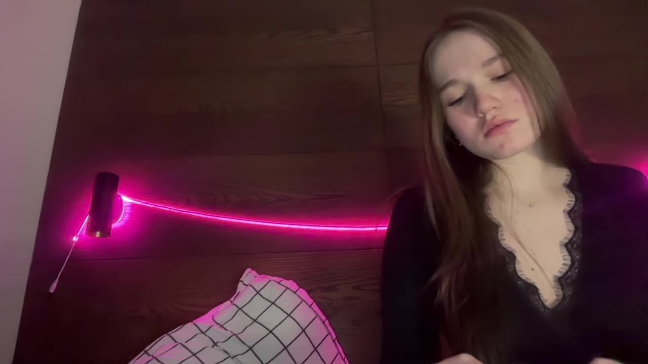 titsDestroy2007 Live Sex February 21, 2026