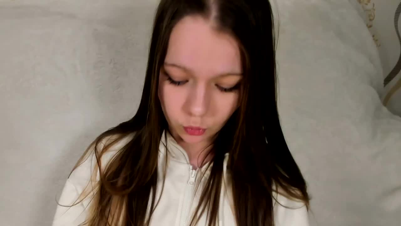 MelMooon Live Sex February 22, 2026