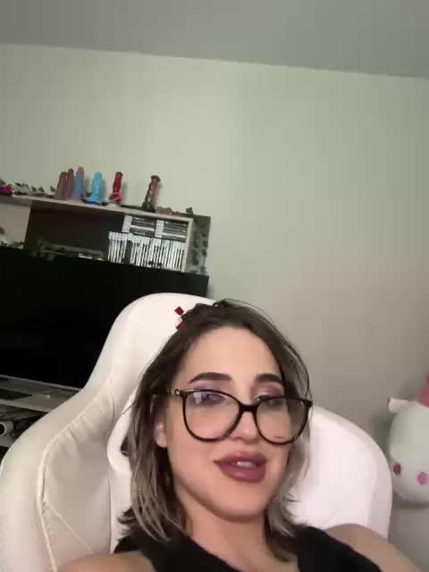 Honey_buns Live Sex February 22, 2026