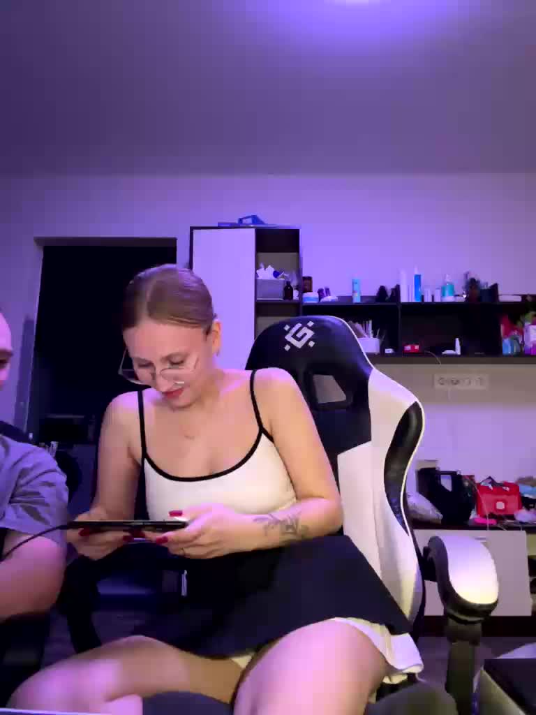 Durnaya_kis Live Sex February 22, 2026