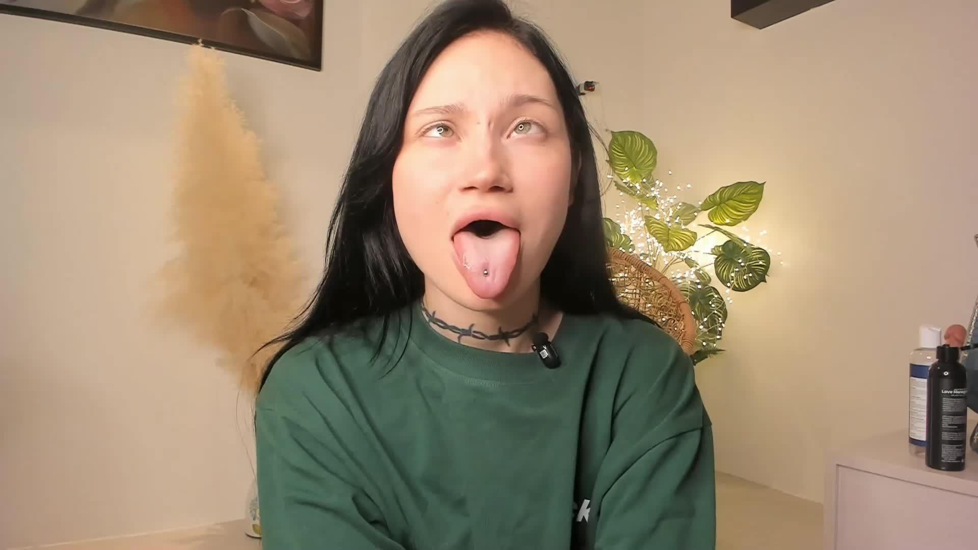 PLUXURY- Live Sex February 22, 2026