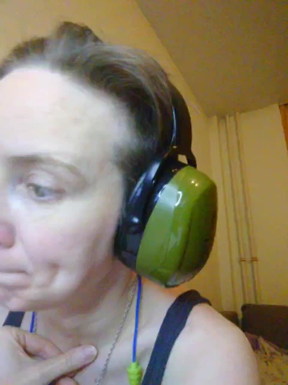 Magretta_Dering Live Sex February 22, 2026