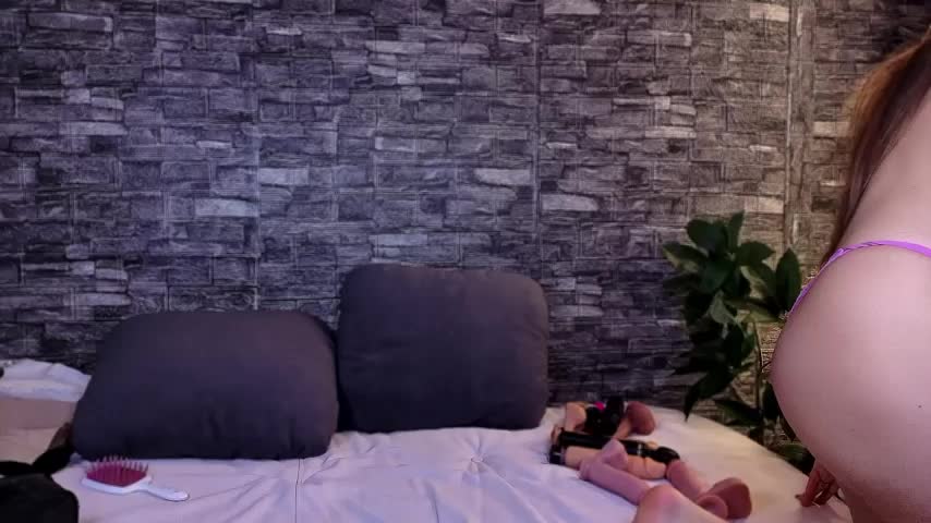 JennyPisik Live Sex February 22, 2026