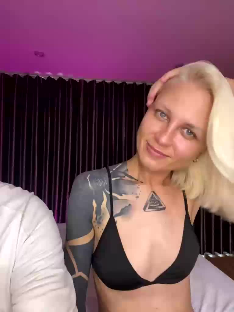 Twins666 Live Sex February 22, 2026