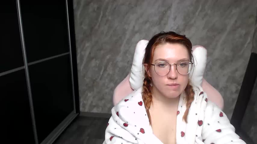 Reginasmilee Live Sex February 22, 2026