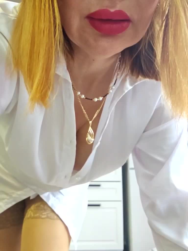 Pink-Lips Live Sex February 23, 2026