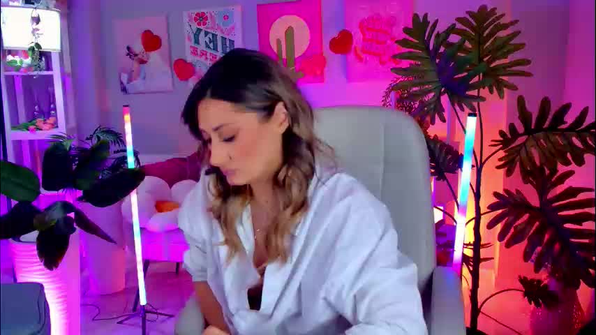 sarahholly Live Sex February 23, 2026