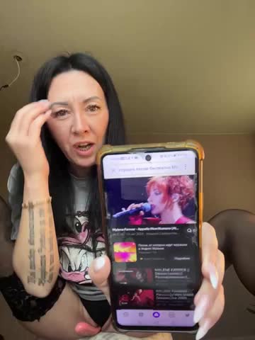 Karolina_Milf Live Sex February 23, 2026