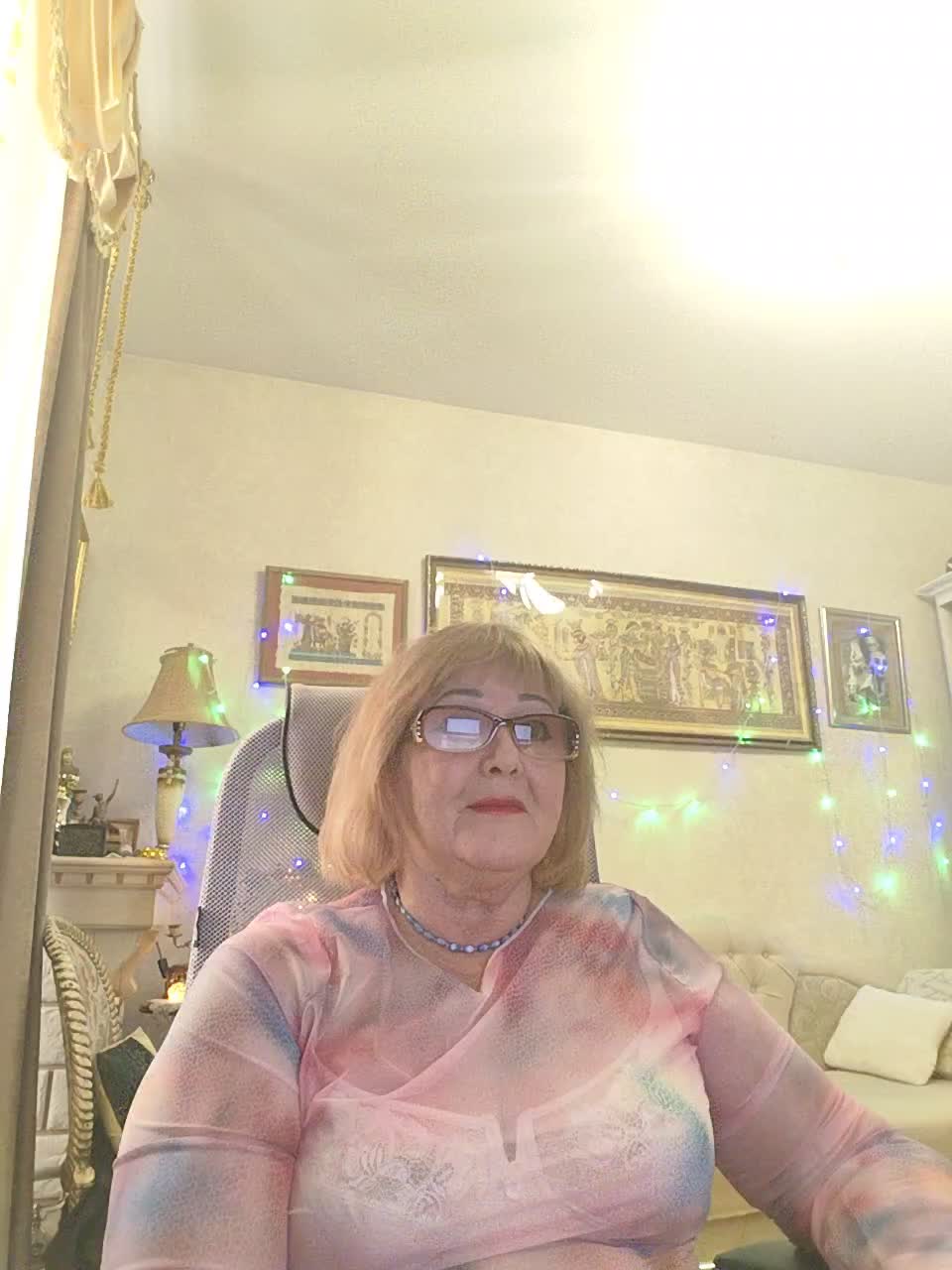 KarinkaSweet Live Sex February 24, 2026