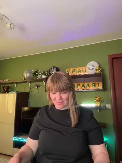 Veronika_Gold Live Sex February 24, 2026