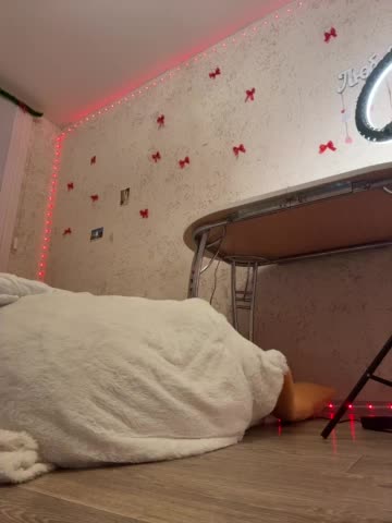 LittleDelora Live Sex February 24, 2026