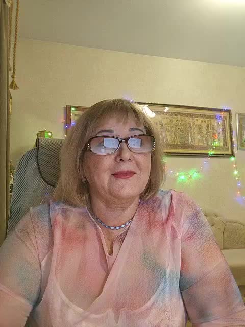 KarinkaSweet Live Sex February 24, 2026