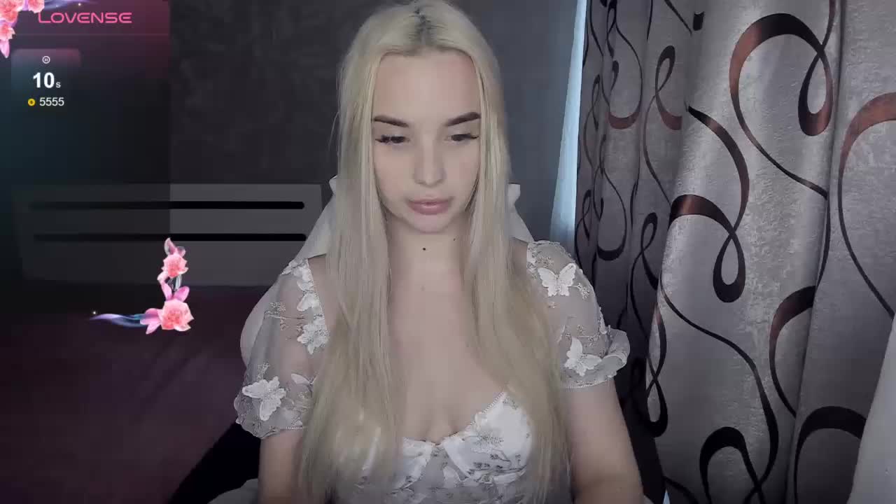 KiraKrox Live Sex February 24, 2026