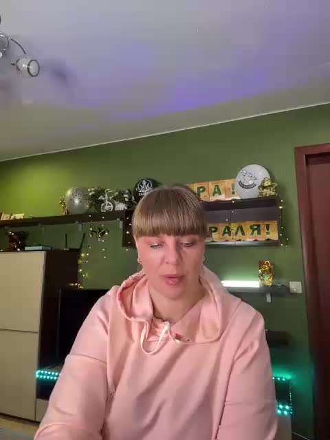 Veronika_Gold Live Sex February 24, 2026